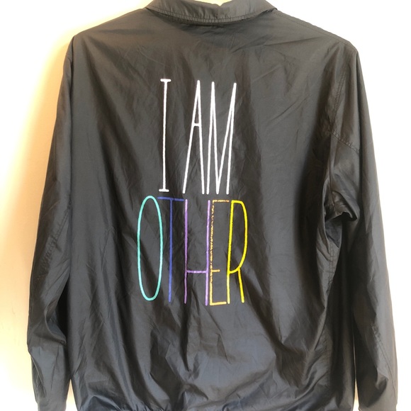 UNIQLO I AM OTHER COACH JACKET PHARRELL WILLIAMS - Picture 2 of 5
